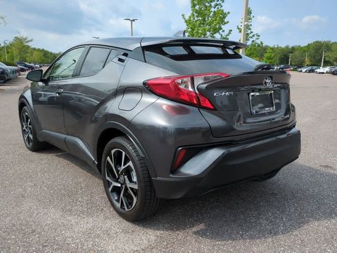 Certified 2020 Toyota C-HR XLE FWD image 4