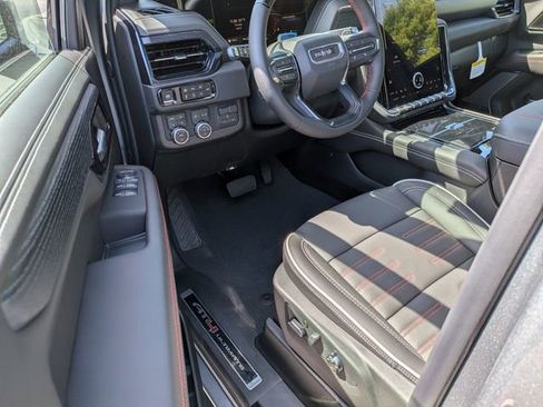 New 2026 GMC Yukon XL AT4 Ultimate AWD/4WD image 12