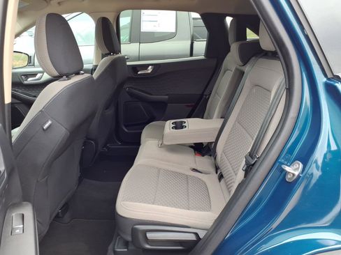 Certified 2020 Ford Escape SE image 12