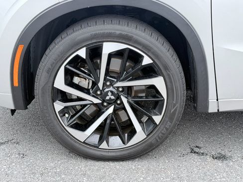 Used 2024 Mitsubishi Outlander SEL FWD image 30