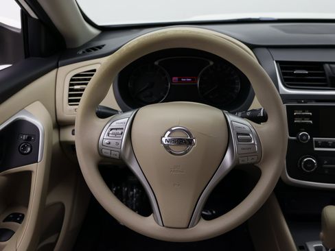 Used 2016 Nissan Altima 2.5 S w/ Power Driver Seat Package FWD image 25