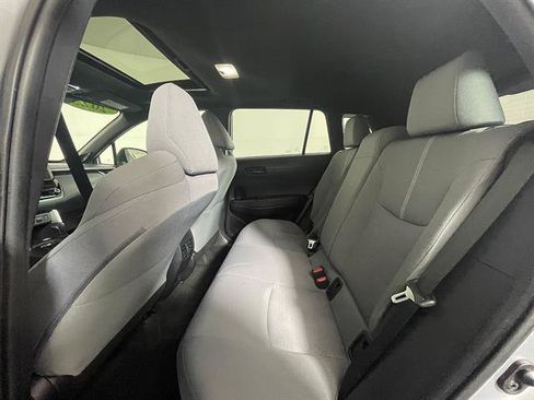 Used 2023 Toyota Corolla Cross AWD Hybrid w/ Moonroof Package image 11