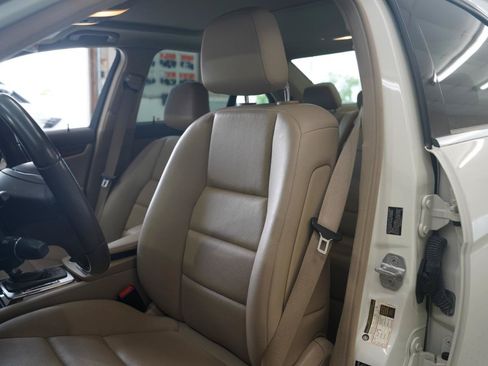 Used 2012 Mercedes-Benz C 300 4MATIC Sedan image 24