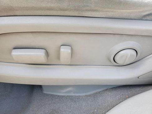 Used 2014 Buick Enclave Convenience AWD/4WD image 13