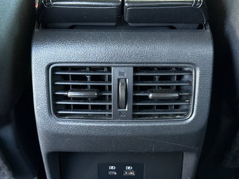 Certified 2023 Nissan Rogue SV AWD/4WD image 17
