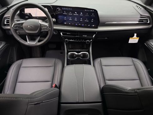 New 2026 Chevrolet Traverse LT image 10