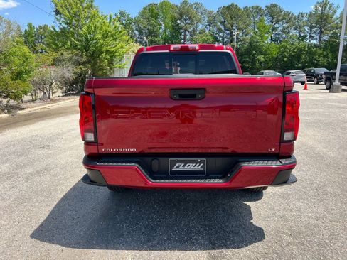 Used 2023 Chevrolet Colorado LT w/ LT Convenience Package AWD/4WD image 14
