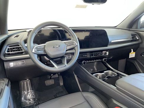 New 2026 Chevrolet Traverse LT w/ Midnight/Sport Edition AWD/4WD image 25