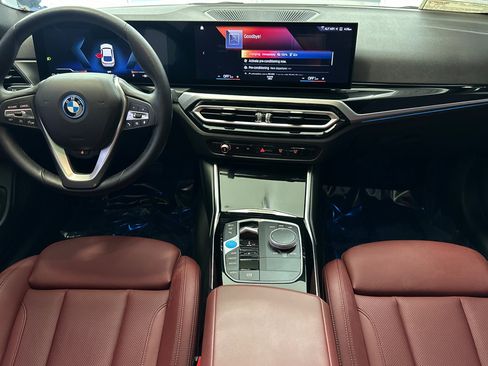 Used 2023 BMW i4 eDrive40 w/ Premium Package RWD image 4