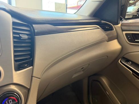 Used 2018 GMC Yukon XL Denali AWD/4WD image 57