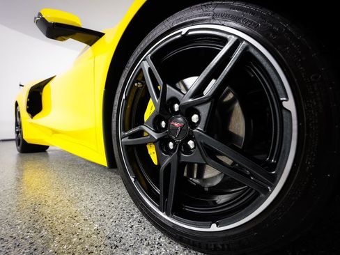 Used 2025 Chevrolet Corvette Stingray Coupe image 13