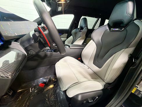 Used 2026 BMW M5 Touring w/ M Driver's Package image 5