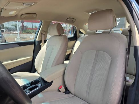 Used 2017 Hyundai Sonata SE FWD image 20
