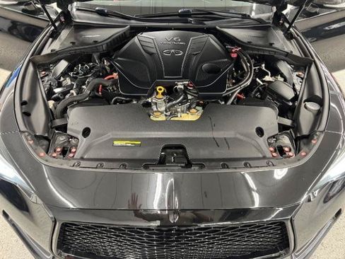 Used 2019 INFINITI Q60 Red Sport 400 w/ Proassist Package RWD image 39