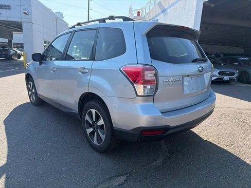 Used 2017 Subaru Forester 2.5i Premium w/ All-Weather Package AWD/4WD image 3