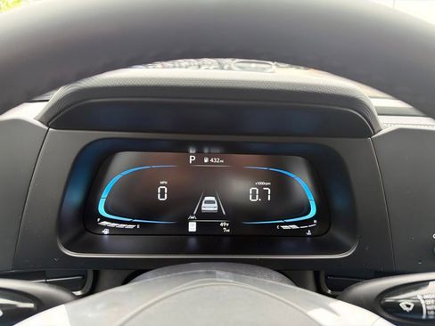 New 2026 Hyundai Elantra Sport FWD image 33