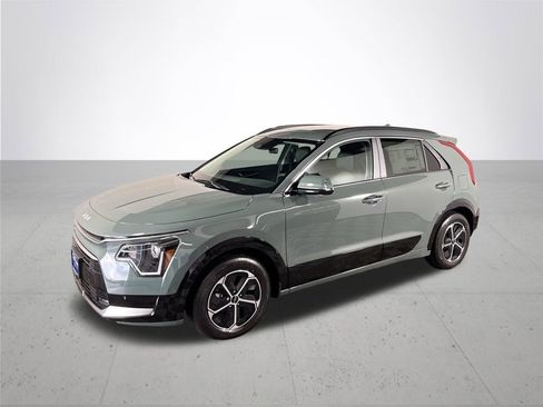 New 2026 Kia Niro SX image 2