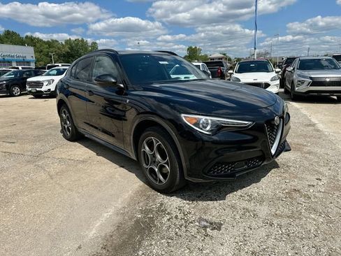 Used 2023 Alfa Romeo Stelvio Ti w/ Active Assist Plus Package AWD/4WD image 11