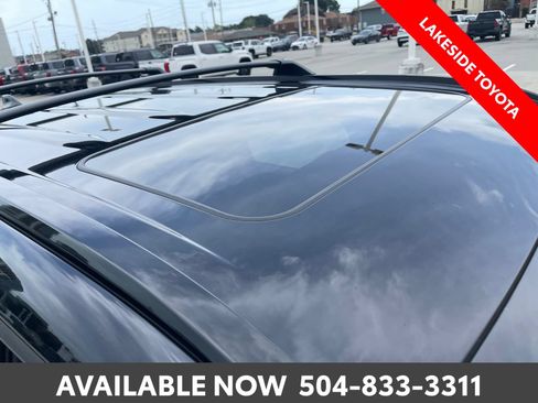 Certified 2024 Toyota Highlander XSE FWD image 10