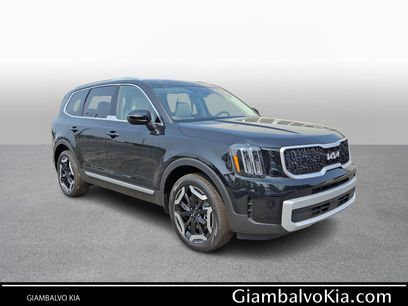 New 2025 Kia Telluride EX w/ EX Captain's Chair Package