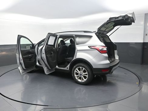 Used 2018 Ford Escape SE AWD/4WD image 35