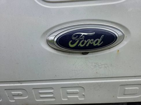 Used 2016 Ford F250 Lariat w/ Lariat Ultimate Package AWD/4WD image 23