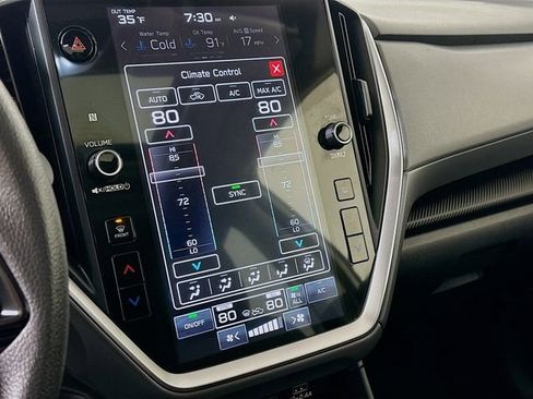 Certified 2024 Subaru Crosstrek 2.0i Premium image 17