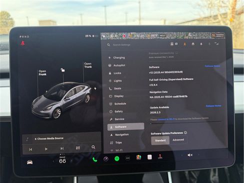 Used 2019 Tesla Model 3 Performance image 18