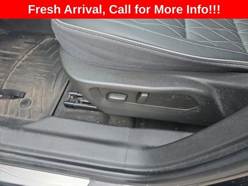 Used 2023 Buick Envision Avenir AWD/4WD image 15