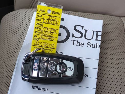 Used 2022 Lincoln Corsair Reserve w/ Equipment Group 201A image 36