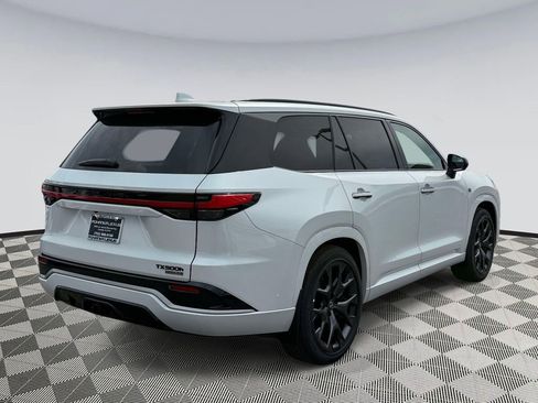 New 2026 Lexus TX 500h AWD image 2