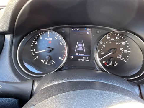 Used 2020 Nissan Rogue S w/ Special Edition Package image 35