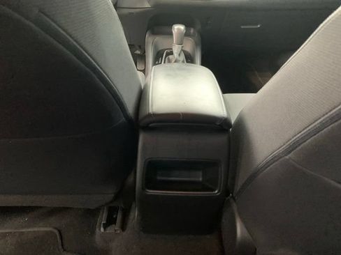 Used 2020 Toyota Corolla SE FWD image 20