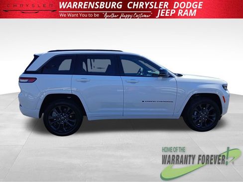 New 2026 Jeep Grand Cherokee Limited image 2