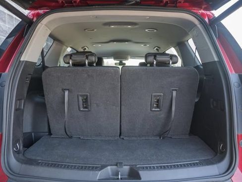 Used 2020 GMC Acadia SLT w/ Premium Package FWD image 11