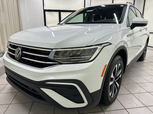 Used 2024 Volkswagen Tiguan S image 11