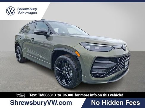 New 2026 Volkswagen Tiguan SE R-Line image 1