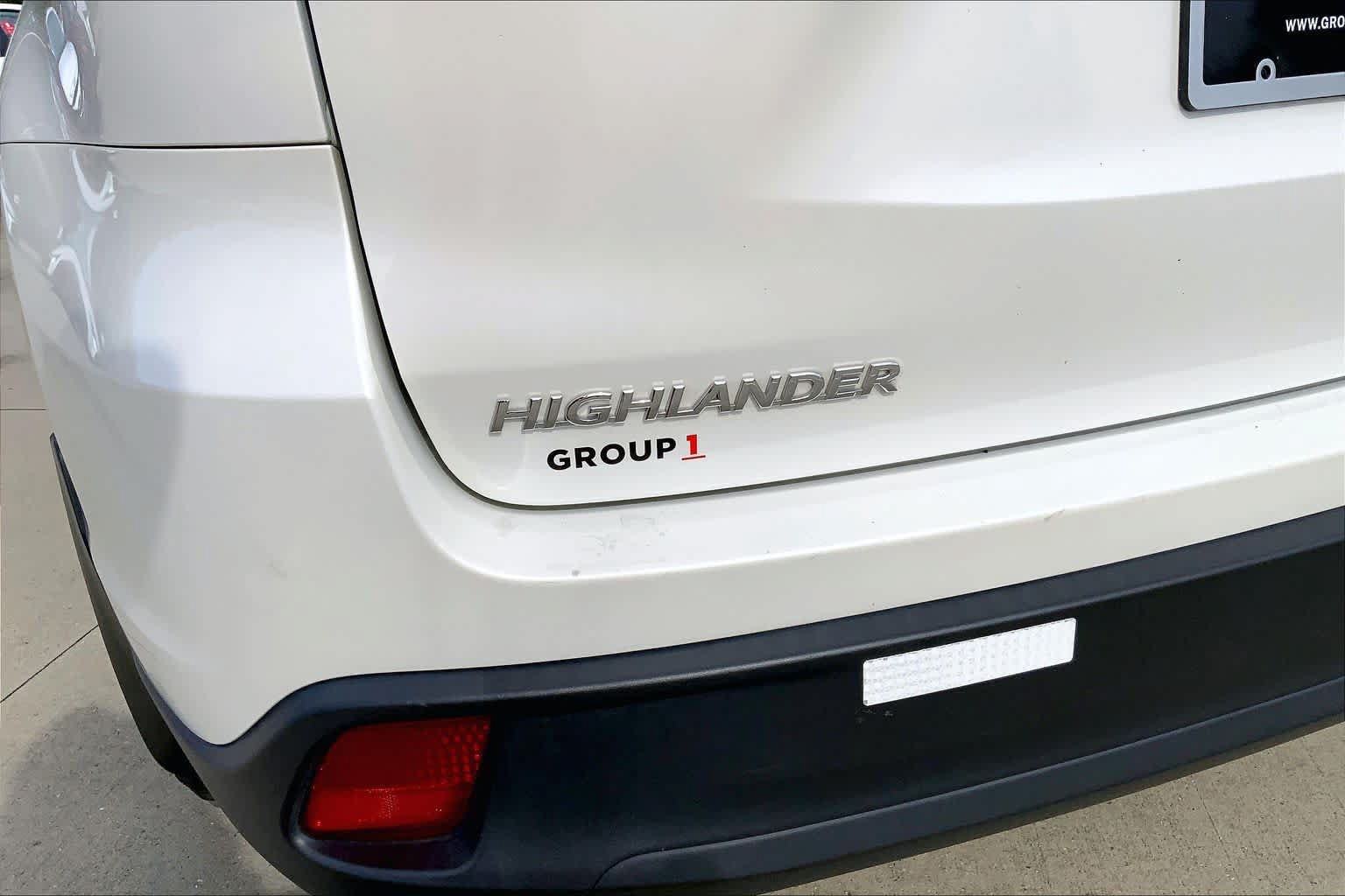 Used 2019 Toyota Highlander XLE AWD/4WD image 33