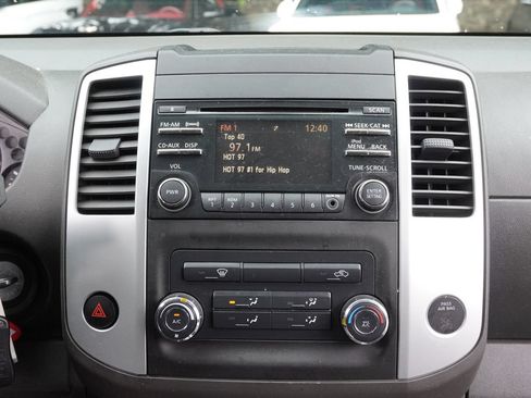 Used 2014 Nissan Frontier SV AWD/4WD image 30
