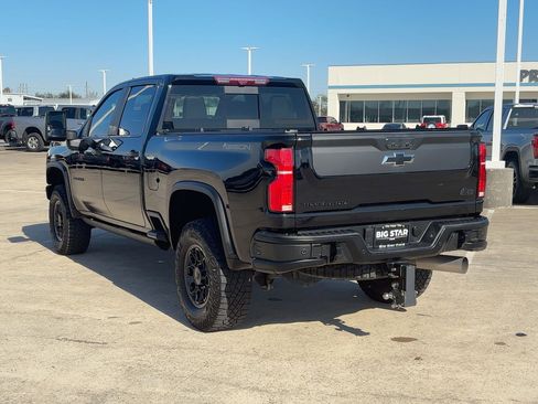 Used 2024 Chevrolet Silverado 2500 ZR2 w/ ZR2 Bison Edition image 6