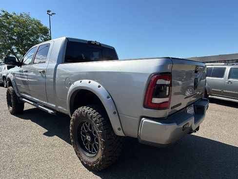 Used 2021 RAM 3500 Laramie w/ Night Edition AWD/4WD image 7