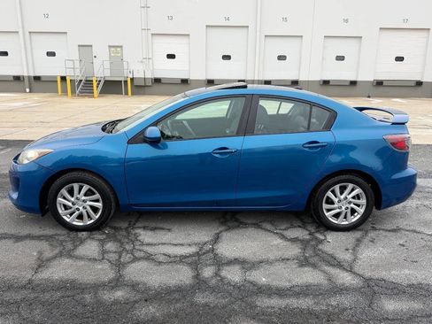 Used 2012 MAZDA MAZDA3 i Grand Touring w/ Tech Pkg image 7
