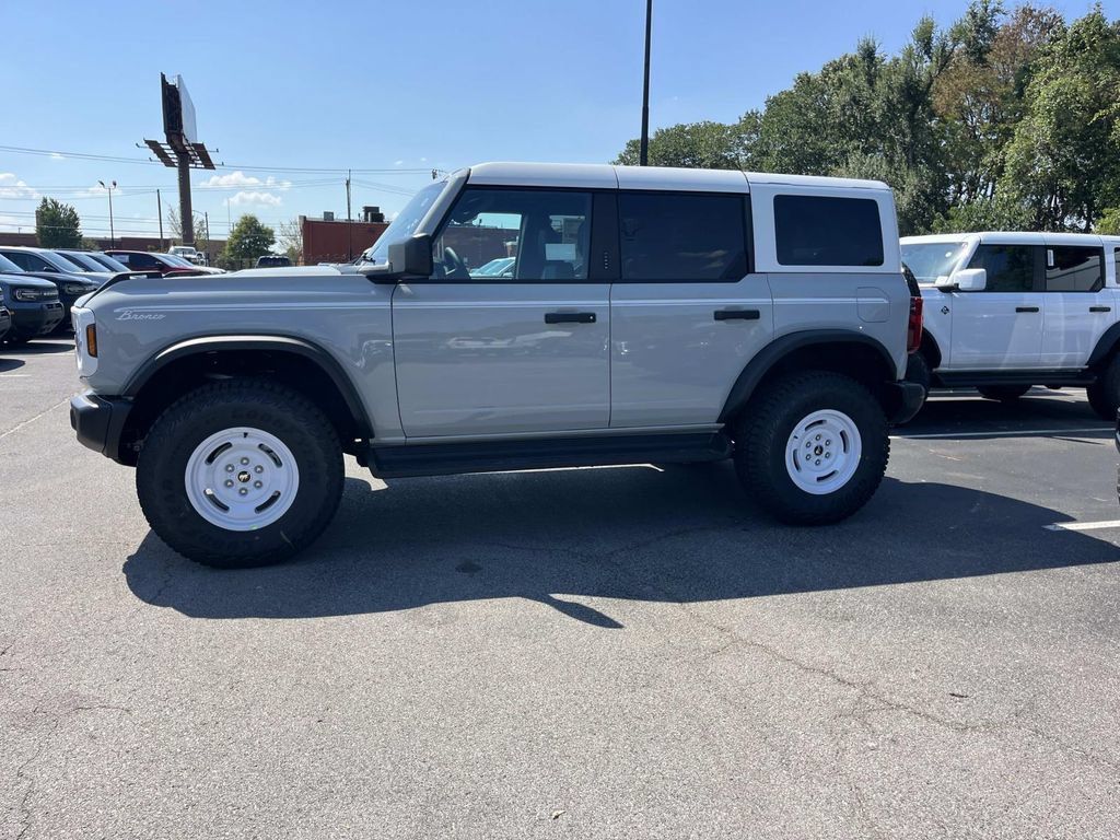New 2026 Ford Bronco Heritage Edition AWD/4WD image 7