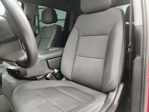 Used 2020 Chevrolet Silverado 1500 Custom w/ Custom Value Package RWD image 13