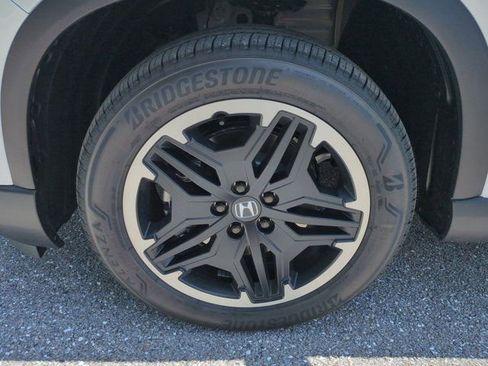 New 2026 Honda Pilot Touring image 10