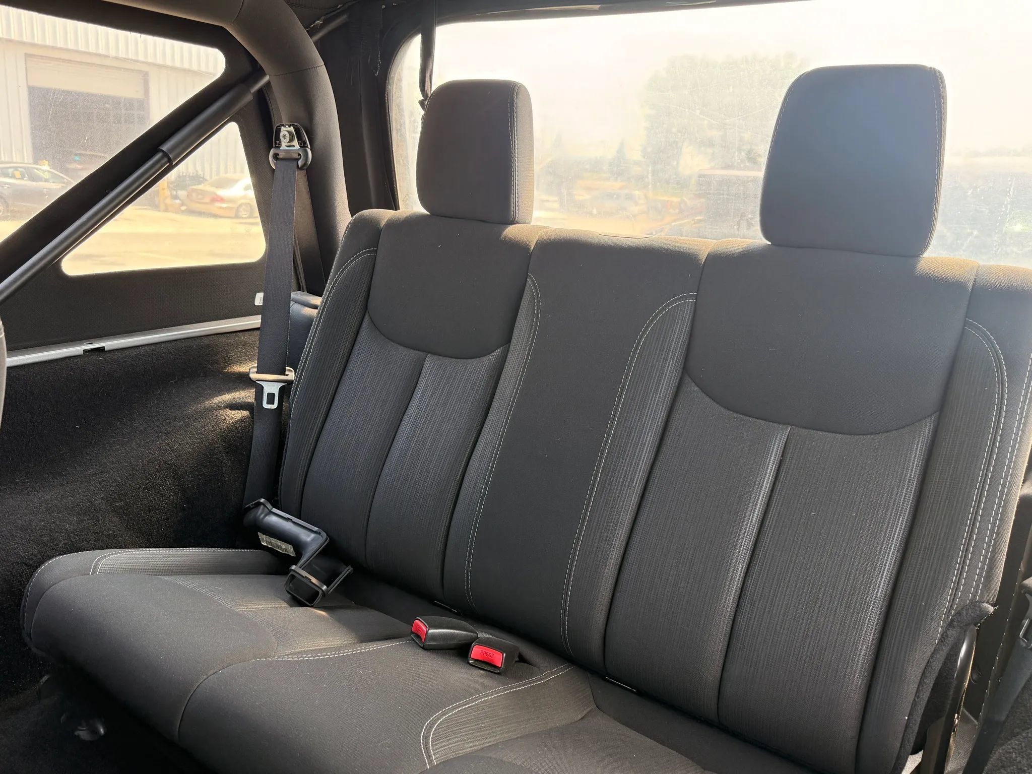 Used 2014 Jeep Wrangler Rubicon w/ Power Convenience Group AWD/4WD image 21