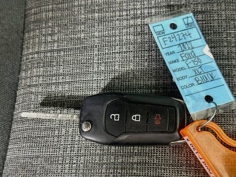 Used 2022 Ford F150 XLT w/ XTR Package AWD/4WD image 35