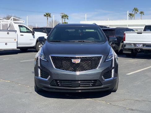 Certified 2023 Cadillac XT5 Sportv w/ Technology Package image 2