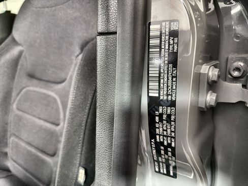 Used 2019 Jeep Renegade Latitude image 27