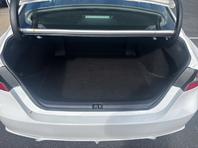 Used 2021 Toyota Camry SE FWD image 27